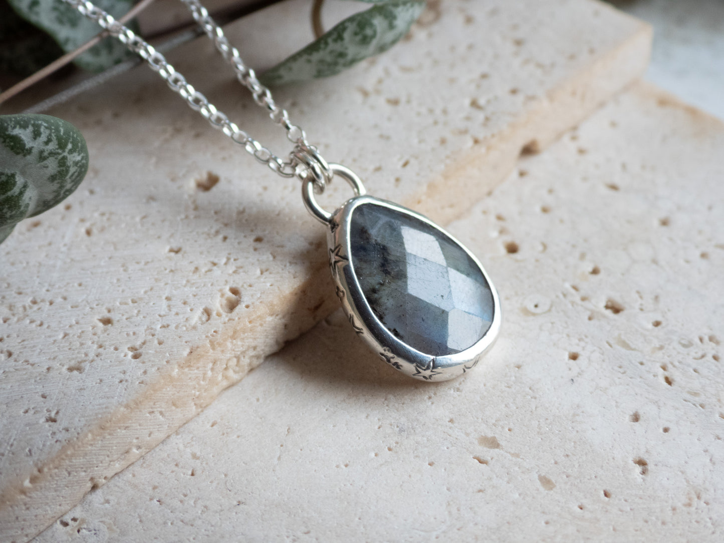 Celestial "Steren" Labradorite Charm Necklace | Stone of Magic