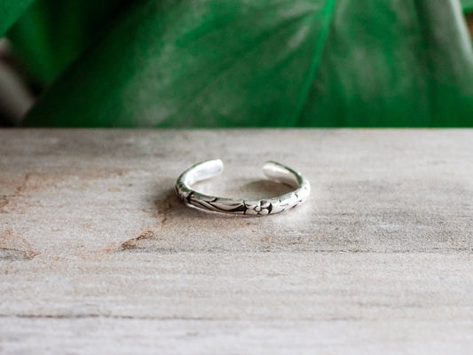 Sterling Adjustable Midi/Toe ring | Floral