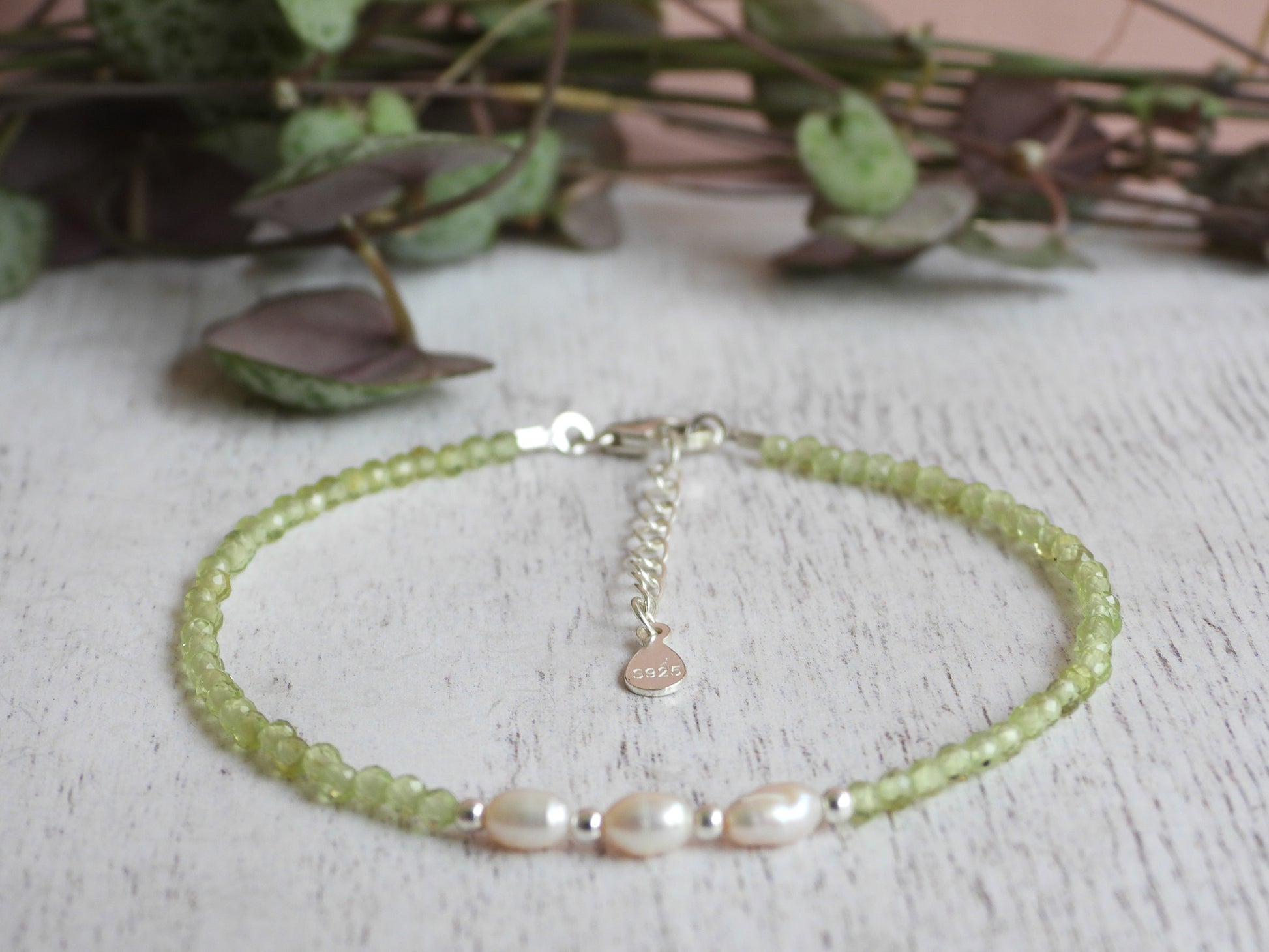 adjustable peridot birthstone bracelet with pearls and sterling silver chain 