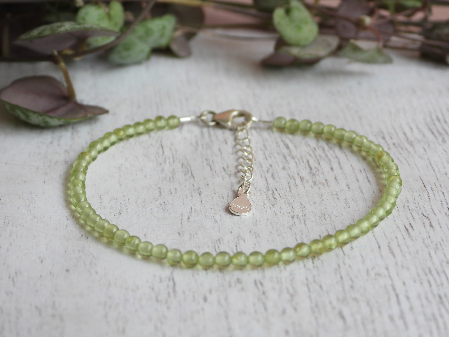 adjustable peridot birthstone bracelet with sterling silver 925