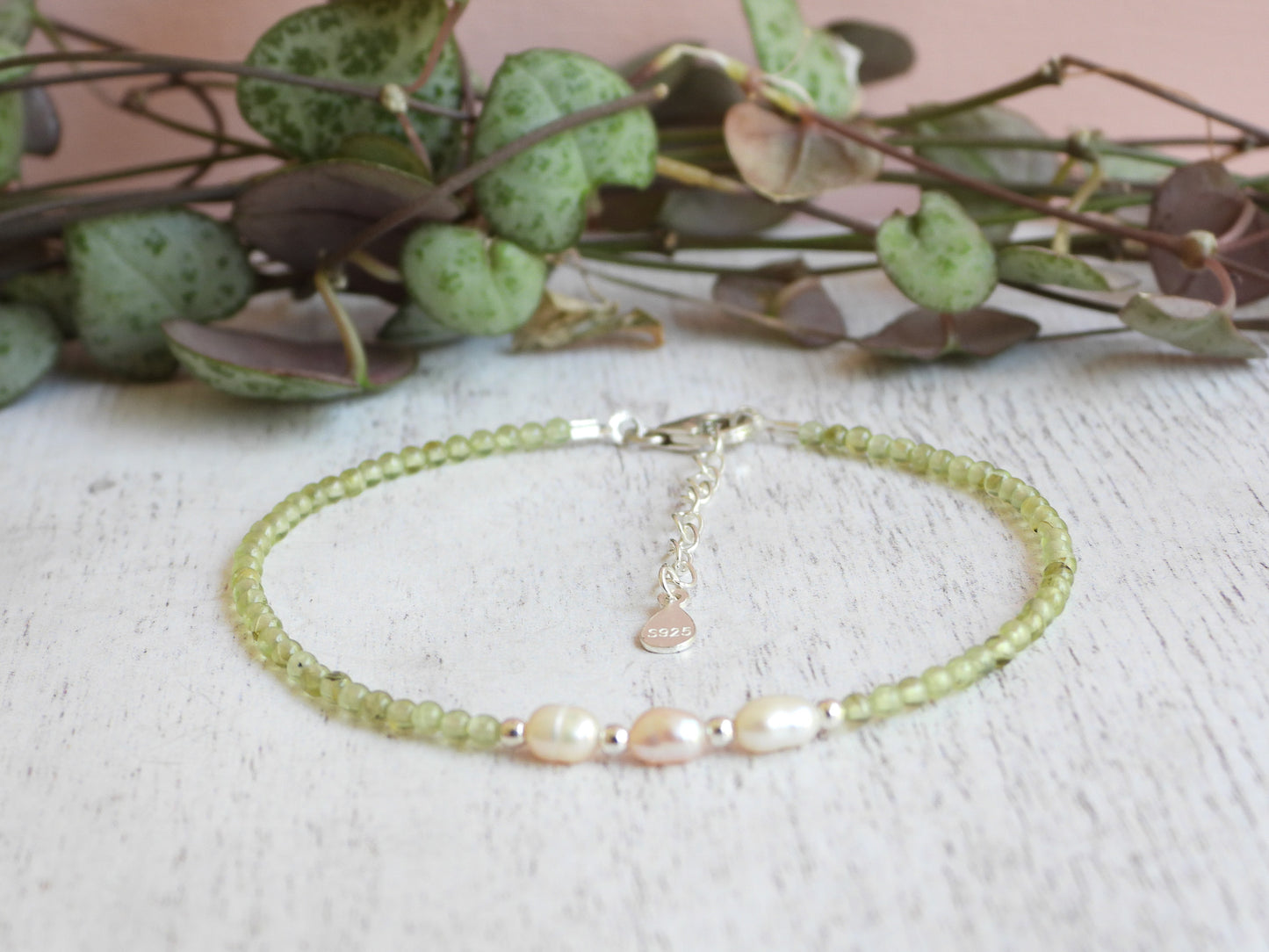 adjustable peridot gemstone and pearl handmade bracelet in 925 silver