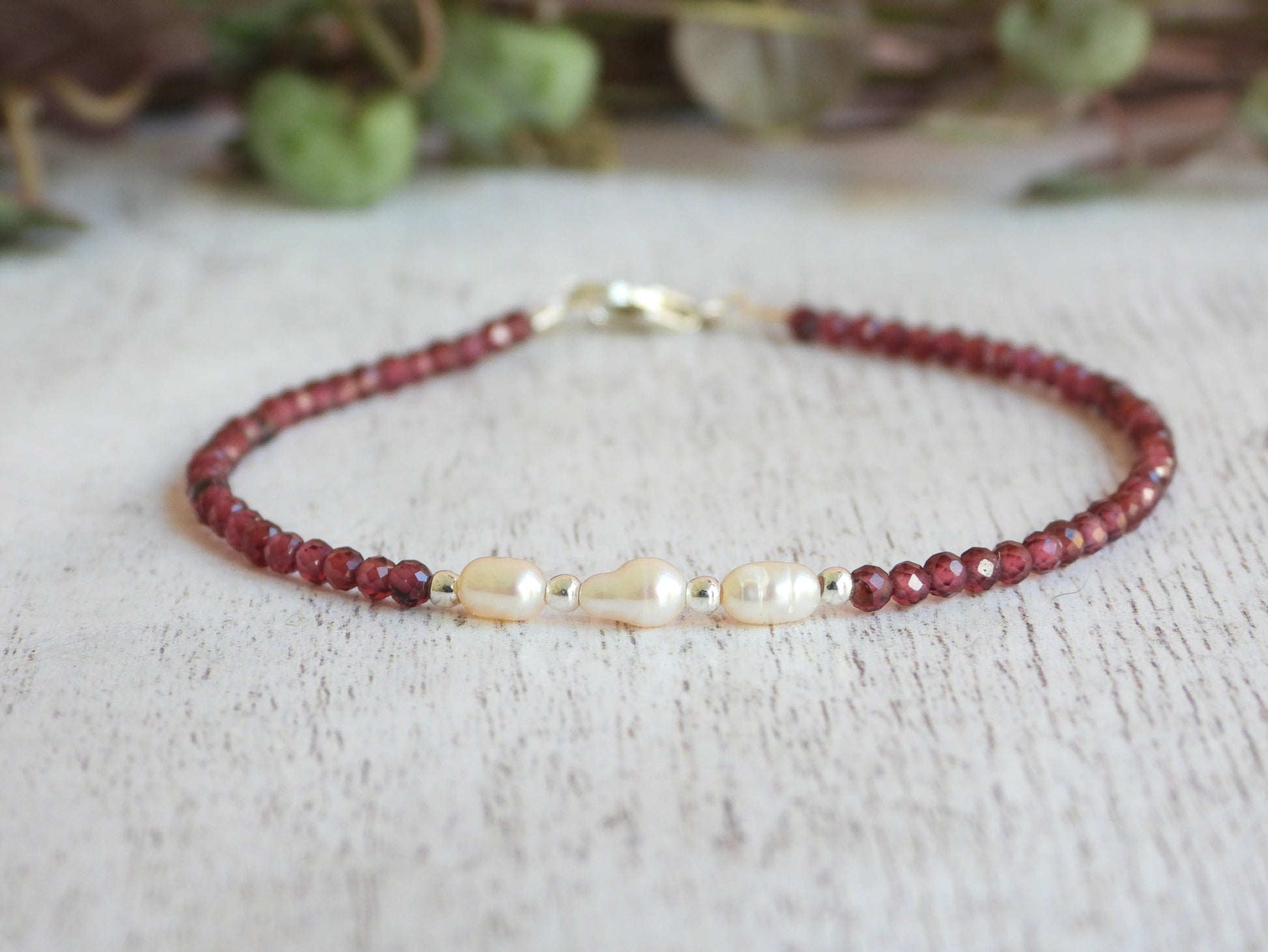 beachy boho garnet birthstone and pearl beaded bracelet