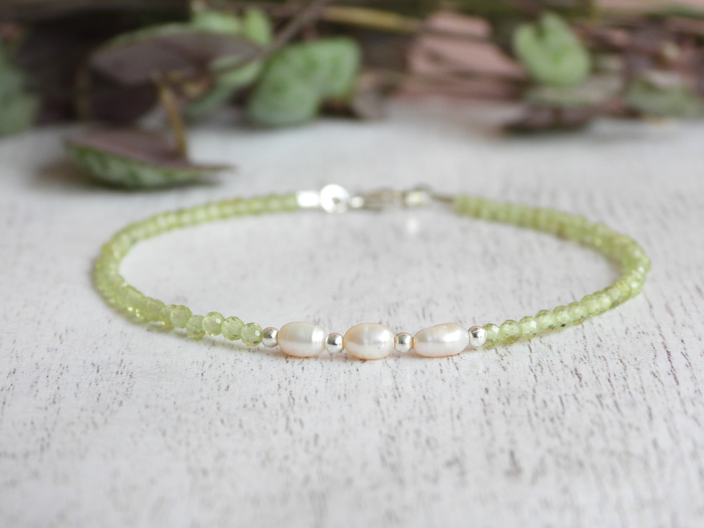 minimalist peridot gemstone beaded bracelet with freshwater pearls and sterling silver 925