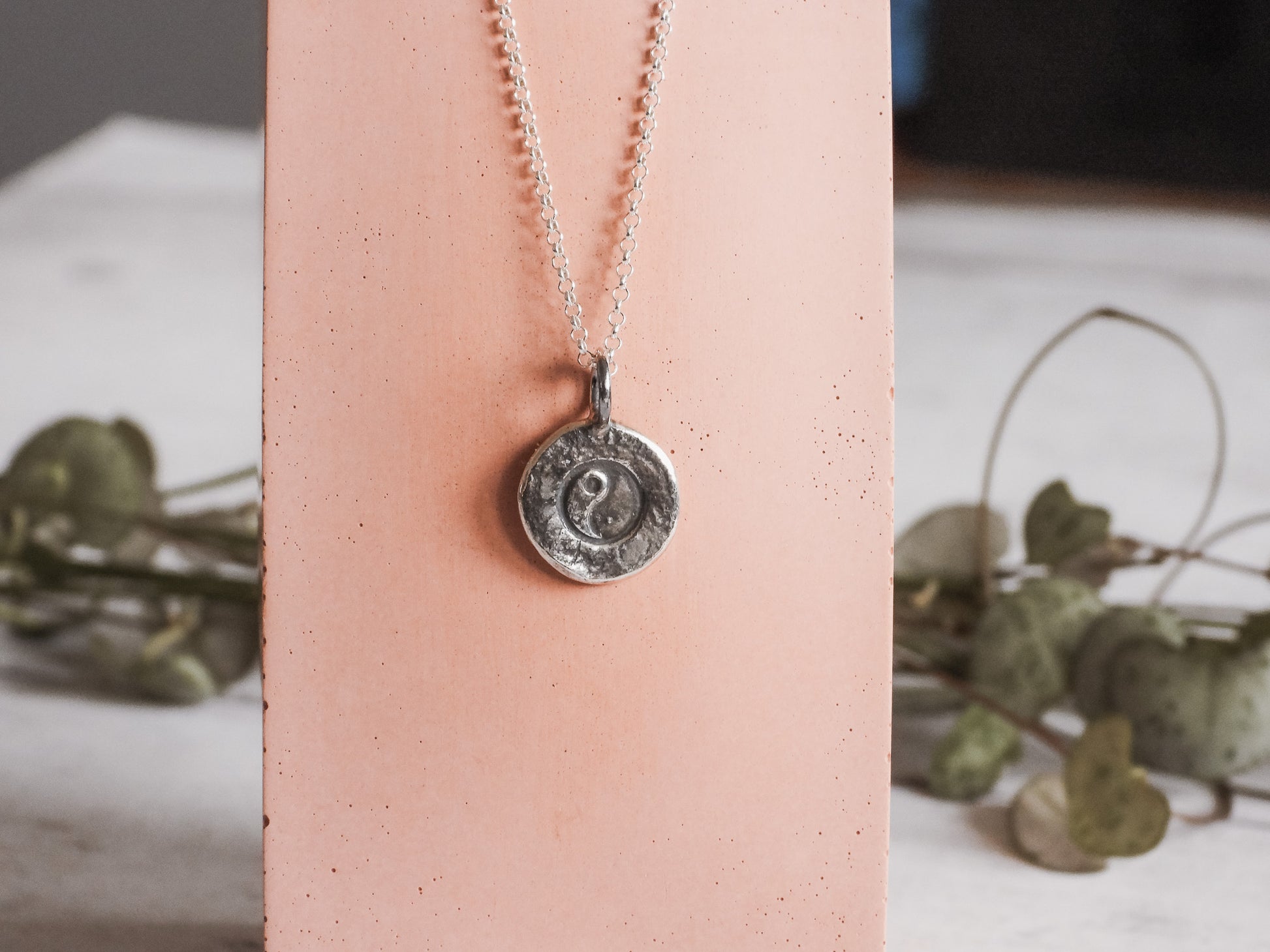 rustic and minimalist yin yang charm necklace in bohemian style