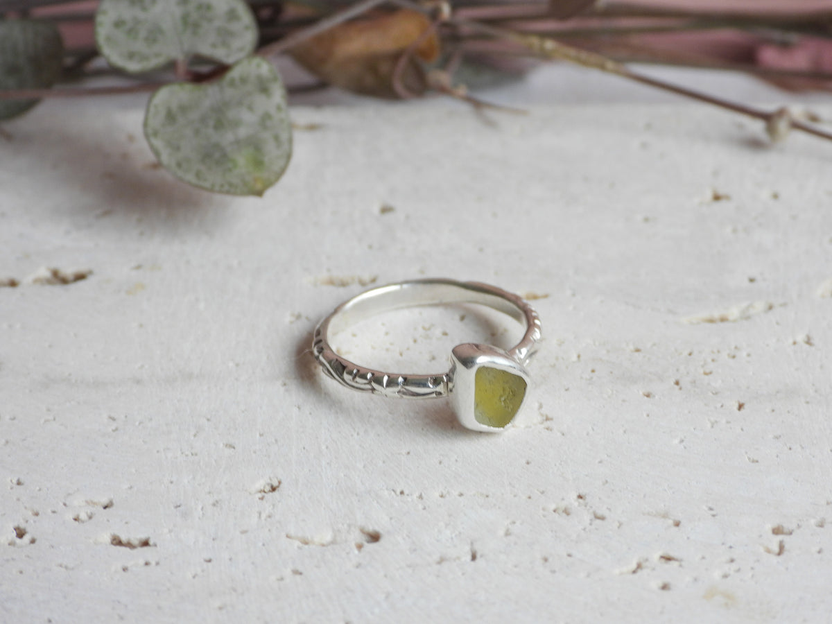 rare yellow uranium UV seaglass stacking ring