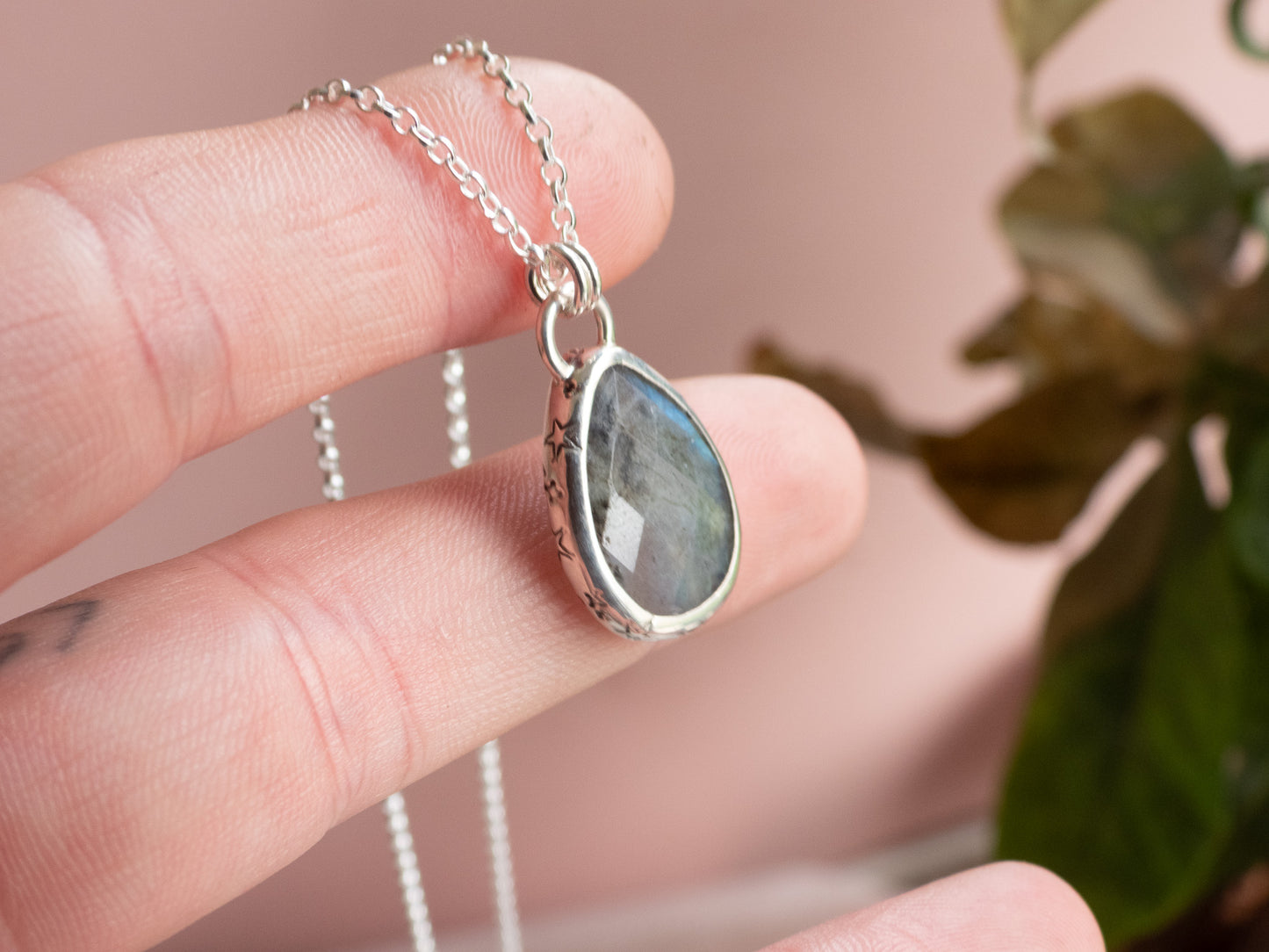 Celestial "Steren" Labradorite Charm Necklace | Stone of Magic